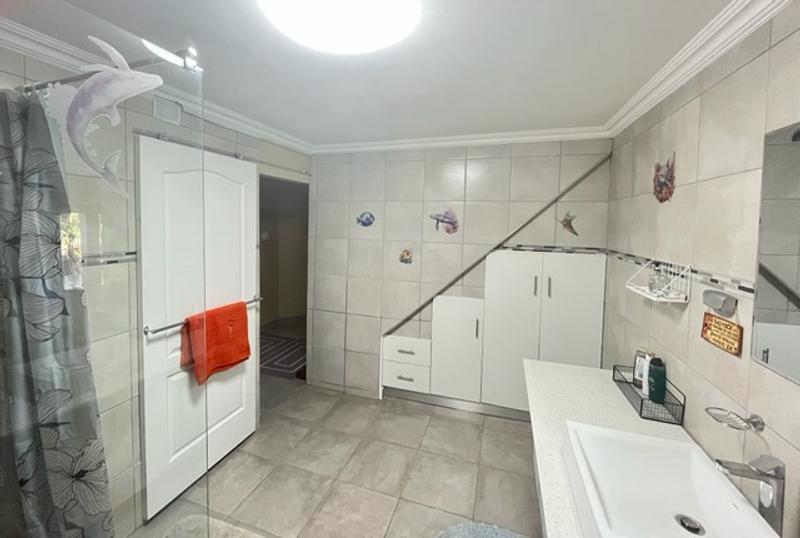 4 Bedroom Property for Sale in Dana Bay Western Cape